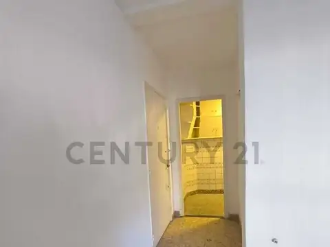 Departamento de 3 ambientes al frente en PB en el tranquilo barrio de Villa Santa Rita