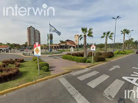 Gral. Mitre 100 E/ Pizarro y Morales