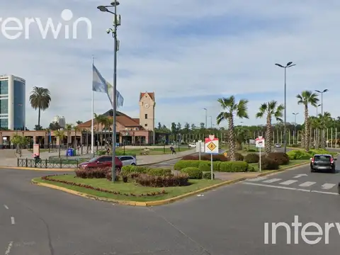 Gral. Mitre 100 E/ Pizarro y Morales