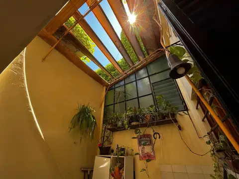 Depto Tipo Casa en Venta al Este