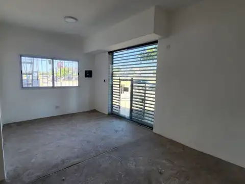 Local en Alquiler 1 año