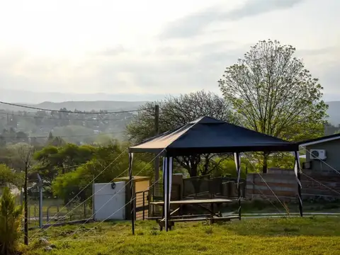 Cabañas del ALMA MIA, dos departamentos equipados de 1 y 2 dorm. con amplio parque