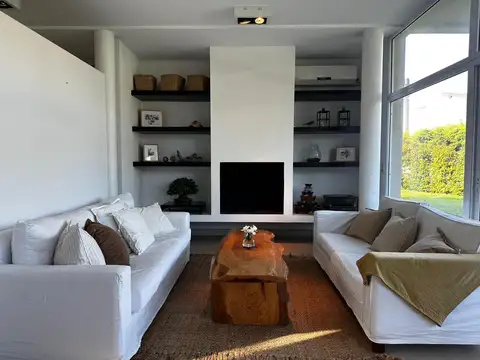 Venta Casa 3 amb en Santa Clara (Villanueva/Benavidez)