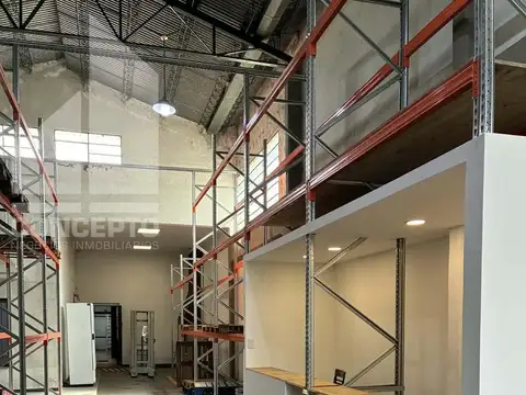 EXCELENTE GALPON CENTRICO