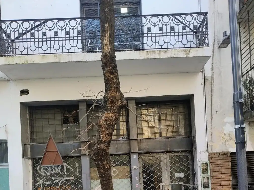 Carlos Calvo e/ Salta y Santiago del Estero