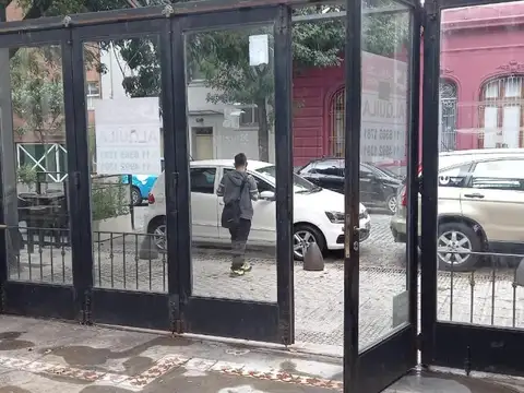 VENTA LOCAL COMERCIAL LO MEJOR DE CAÑITAS CON RENTA