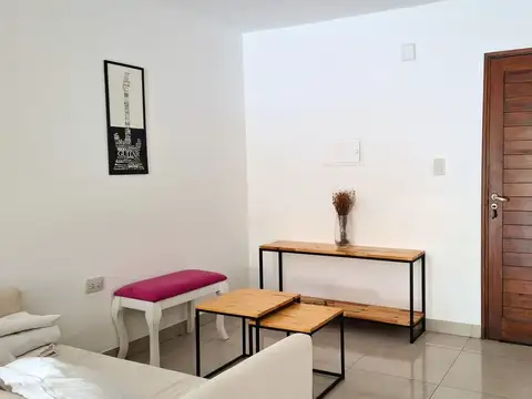 Avenida Nicolás Avellaneda 700