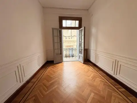 Departamento en Venta de 5 ambientes