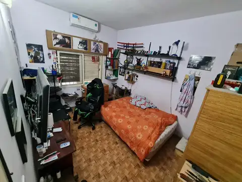 Casa en Venta con 6 cocheras