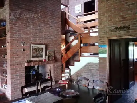 Casa en Venta con 1 cochera