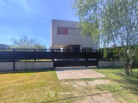 Casa 5 ambientes con 1 baño