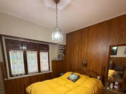 CASA EN VENTA - BARRIO AEROPARQUE