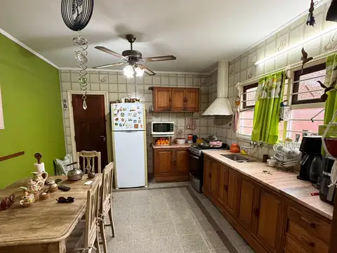 Casa en Venta en Barrio Aeroparque, USD 107.000