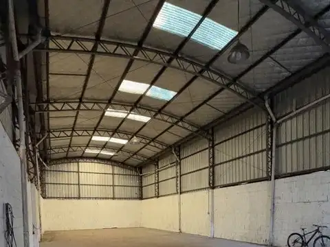 GALPÓN TINGLADO ITUZAINGO ZONIFICACIÓN RM PERMUTA Y FINANCIA