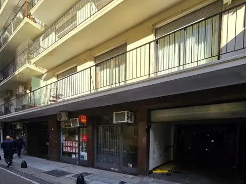 Local en Venta 60 años
