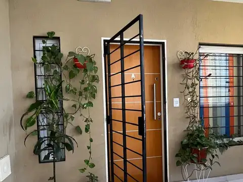 Arenales 200, Piso 1