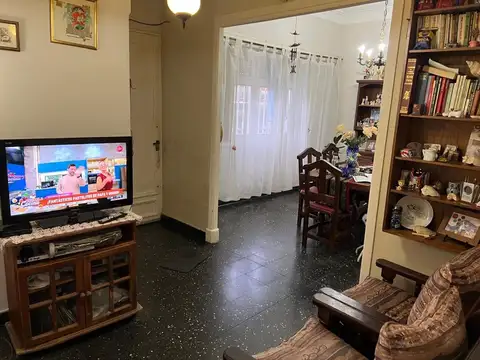 Depto Tipo Casa en Venta en Agronomia, USD 130.000