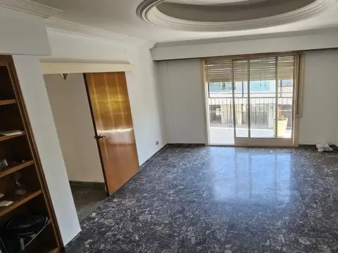 Depto Tipo Casa en Alquiler de 3 dormitorios