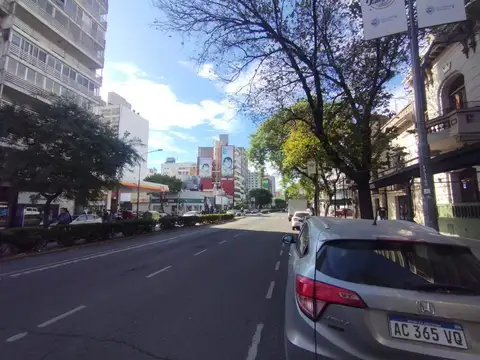 Departamento en Alquiler en Abasto, $ 1.200.000