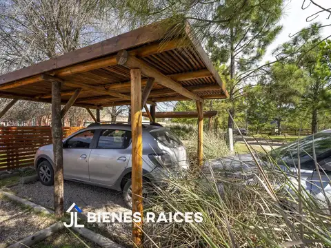 Casa 5 ambientes con 1 baño