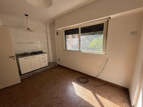 Ayacucho 200, Piso 1