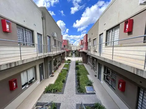 San Juan 750 , Piso 1