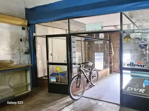 Local en Alquiler en Abasto, $ 650.000