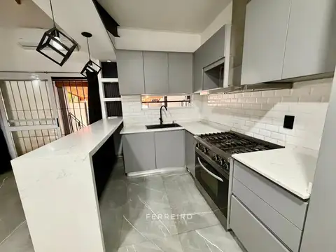 Casa en Venta al Este