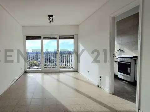 Departamento de 3 ambientes al frente con balcon ubicado en 9 de julio y tierra del fuego