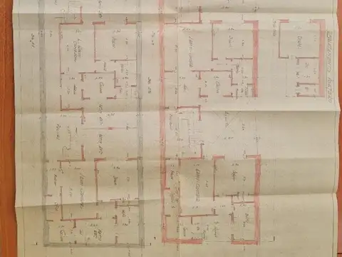 Casa en block con 7 departamentos
