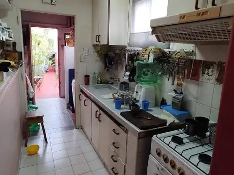 VENTA! DEPTO T/CASA 2 AMB EN PLANTA ALTA C/TERRAZA BANFIELD!