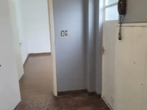 Depto Tipo Casa en Venta en Saavedra, USD 110.000