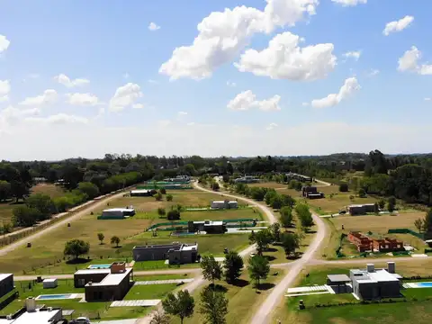 Terreno en Venta en Las Calandrias, USD 20.000