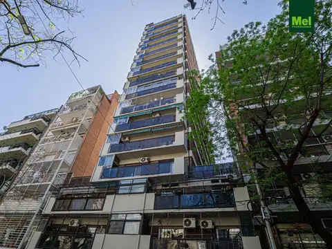 3 Ambientes, dependencia y balcón al frente. Belgrano Venta