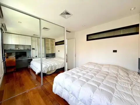 Casa 5 ambientes con 6 baños