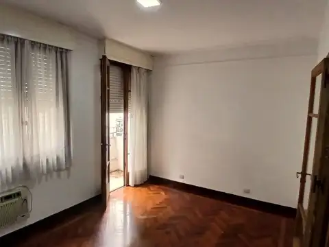 Impecable 1 Dormitorio + Comodín en alquiler