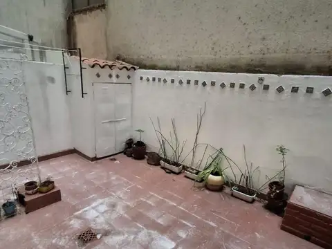 Gascon 1800, Piso 1