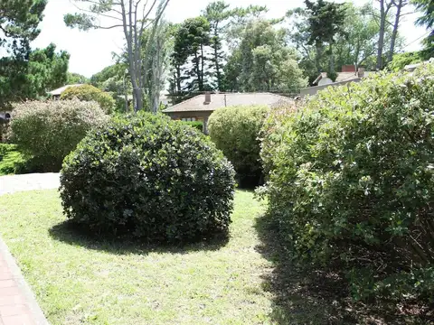 Casa 2 ambientes con 1 baño