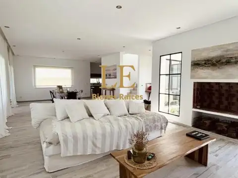 Venta casa en B. Amarras, Puertos del lago. Permuta. Escobar