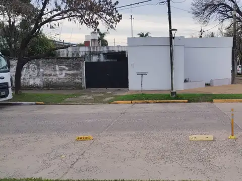 Sarmiento 600