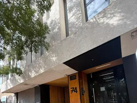 Hipolito Yrigoyen 74 , Piso 3