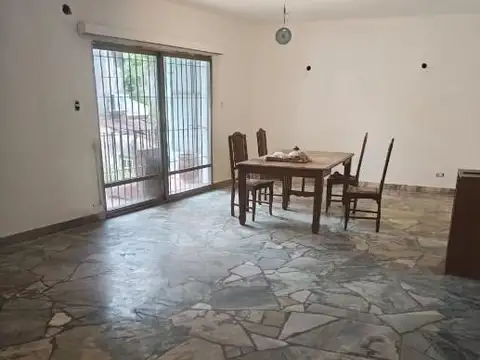 Depto Tipo Casa en Venta en Tigre Centro, USD 260.000