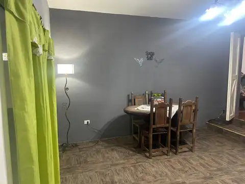 Depto Tipo Casa 4 ambientes con 1 baño