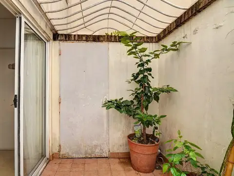 Depto Tipo Casa 4 ambientes con 2 baños