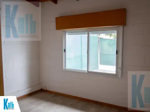 Depto Tipo Casa 2 ambientes con 1 baño