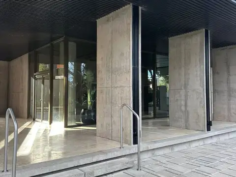 Departamento en Alquiler con 2 cocheras