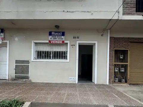 Mariano Moreno 4600, Piso PB