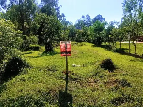 (V213) Amplio terreno en B° del Lago 