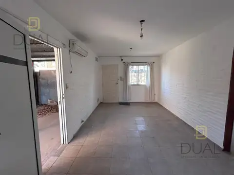 Depto Tipo Casa en Venta de 1 dormitorio