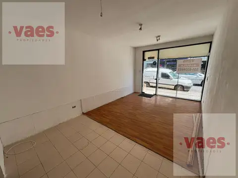 Local en Alquiler en Centro, $ 350.000